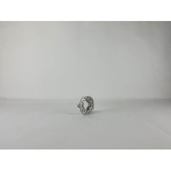 Väljundflants F RV25